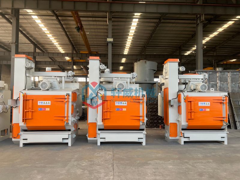 Integrated track type sanding machine