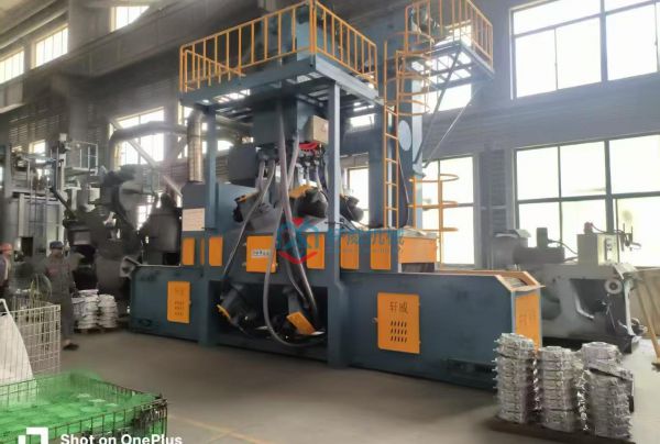 Aluminum die-casting mesh belt shot blasting machine